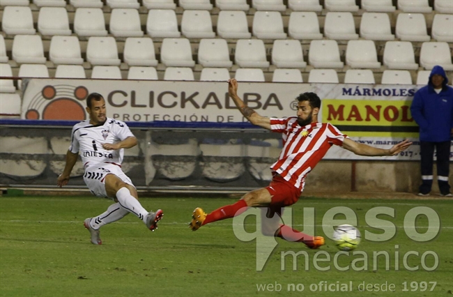 César Díaz salía y en su primera intervención anotaba el definitivo 3-0 ante el Almería
