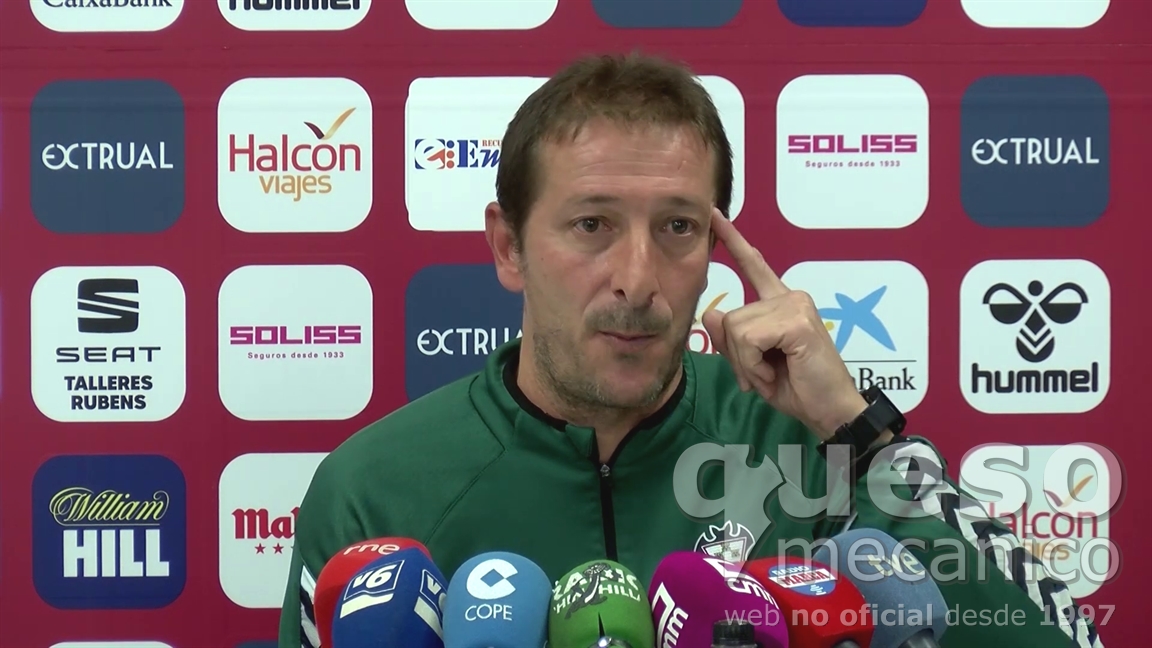Comparecencia de Luis Miguel Ramis en rueda de prensa previa al encuentro Real Oviedo - Albacete Balompié