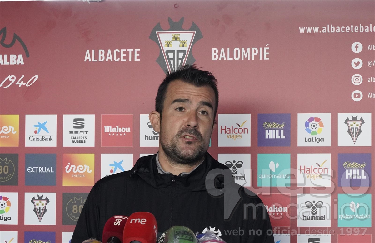 Rueda de prensa de Aritz López Garai en la previa del encuentro RCD Mallorca - Albacete Balompié correspondiente a la Jornada 7 del Campeonato Nacional de Liga de Segunda División A