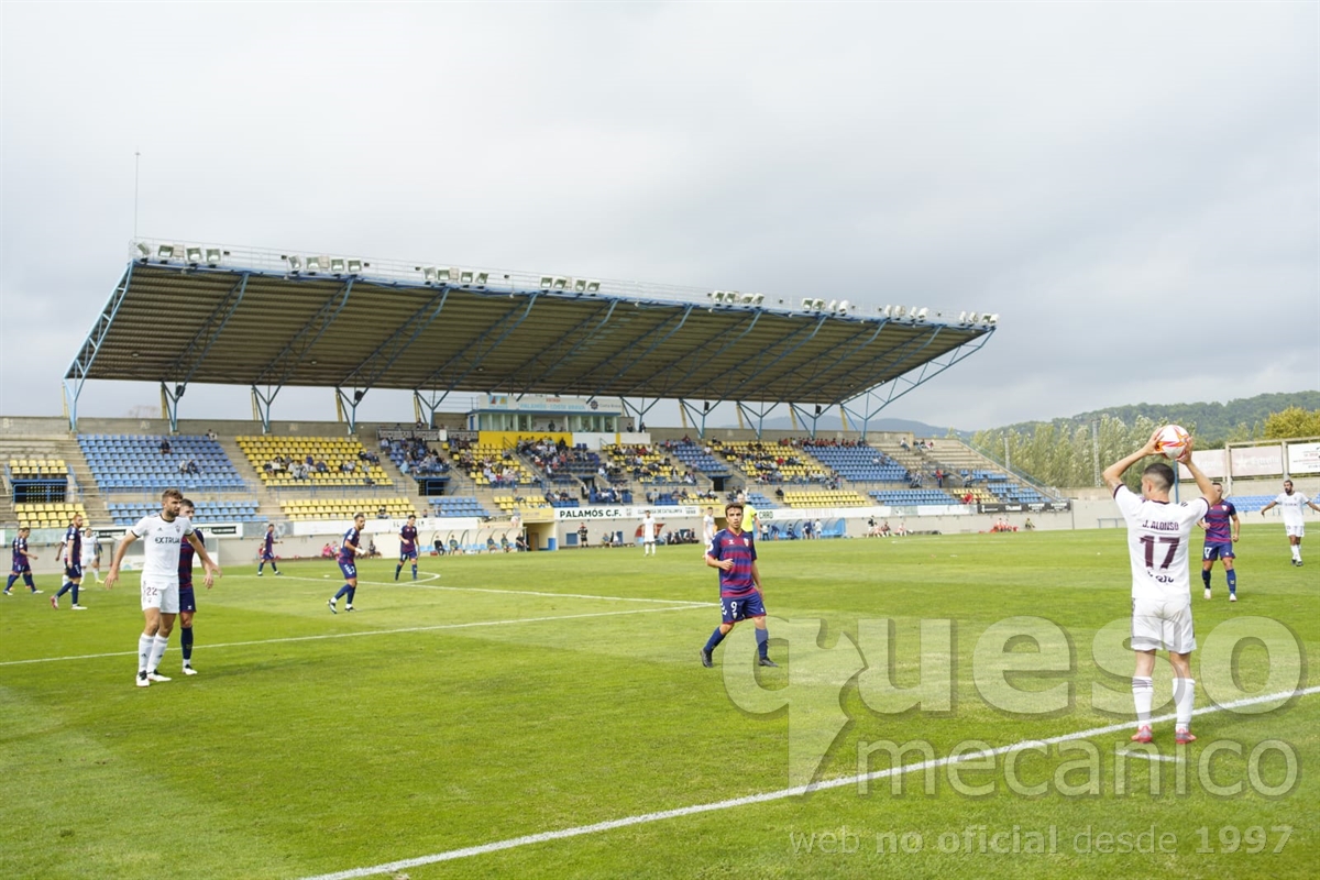 Apenas 482 espectadores se dieron cita en el Estadio Palamós-Costa Brava para seguir a un equipo que no es el de la localidad