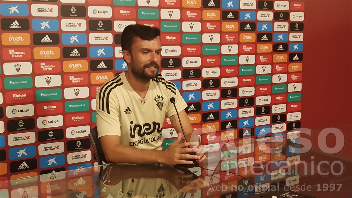 Rueda de prensa de Rubén Albés en la previa del encuentro Club Deportivo Lugo - Albacete Balompié