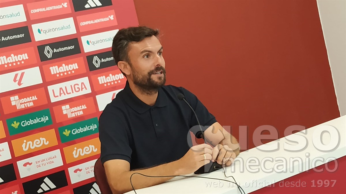 Rueda de prensa de Rubén Albés, entrenador del Albacete Balompié, en la previa del encuentro Albacete Balompié - Real Valladolid